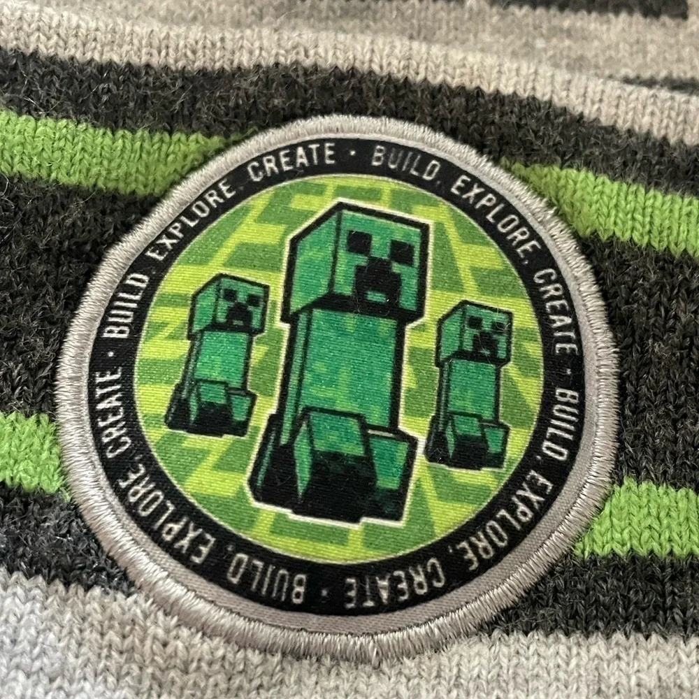 Minecraft kids Youth Beanie embroidered front patch cuff and pom cap